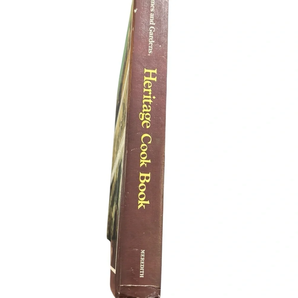VTG Better Home And Gardens Heritage Hardcover Cookbook 1975 W/Box Padded